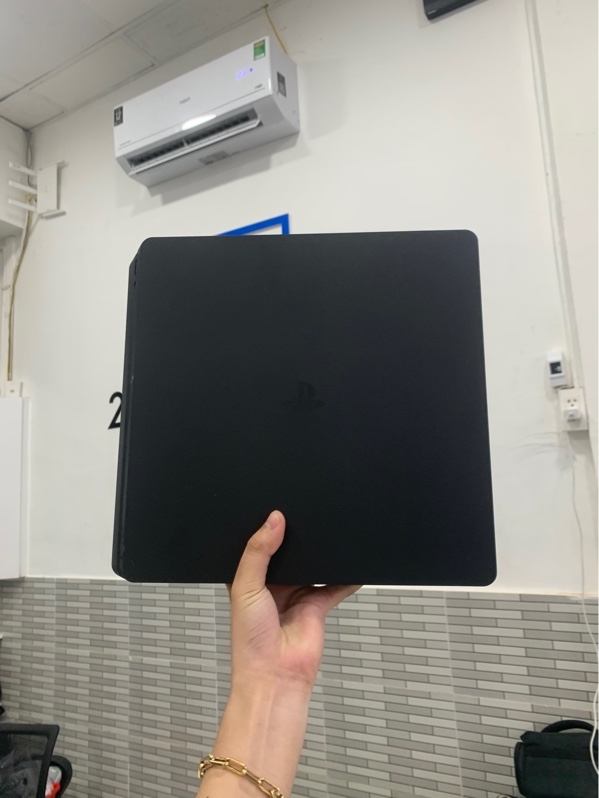 Máy chơi game Ps4 slim cuh-2116B - Fimwere 13.52, 1Tb - Màu đen - Ngoại hình: 98% - Body