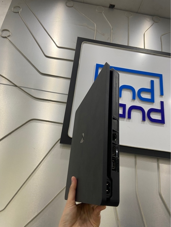 Máy chơi game PS4 Slim - Firmware 11.52 - 1TB - Màu đen - Ngoại hình: 98% - Kèm nguồn + hdmi + 1 tay cầm ( mất núm cao su cần trái )