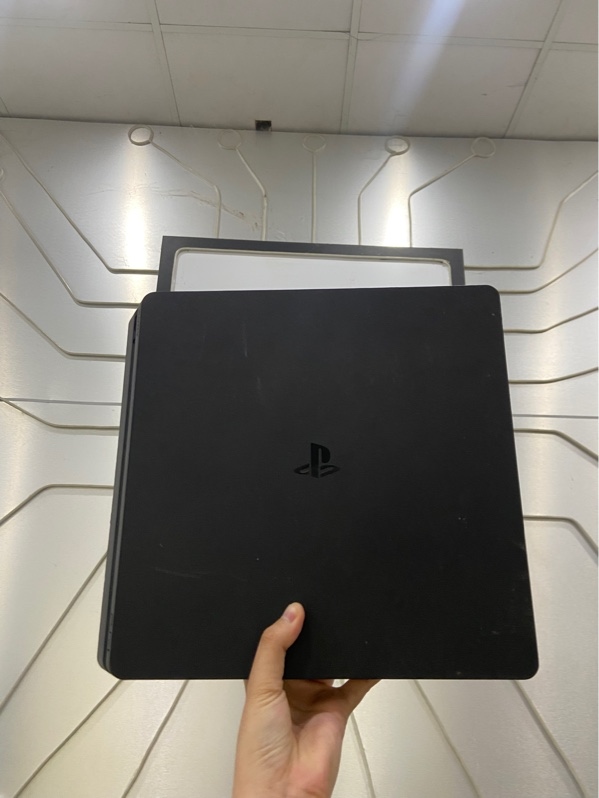 Máy chơi game PS4 Slim - Firmware 9.00 - 500GB - Màu đen - Ngoại hình: 97% - Body