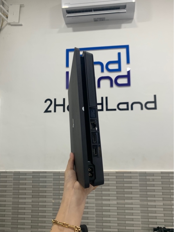 Máy chơi game PS4 slim - Firmwere 13.52, 500gb - Màu đen - Ngoại hình: 97% - Kèm nguồn + hdmi + 1 tay