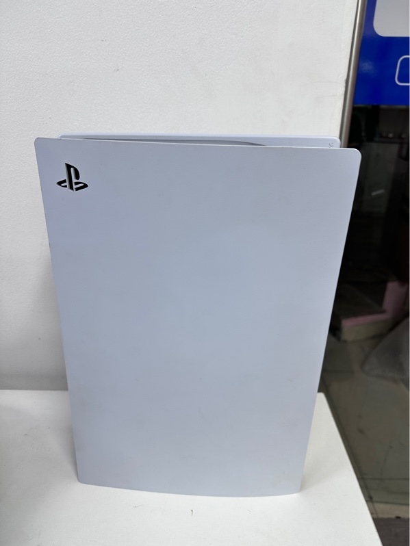Máy chơi game PS5 Fat - Bản ổ đĩa MODEL CFI-1218A - Ổ cứng 1TB - Màu trắng - Ngoại hình 97.5% - Kèm 1 hdmi 1 tay cầm, 1 dây nguồn dây type c