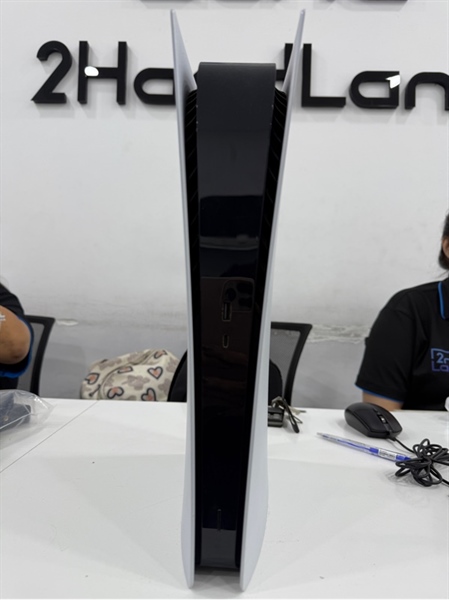 Máy chơi game PS5 Fat Digital - 1TB - Firmware 25.05 - Màu trắng - Ngoại hình 97% - Fullbox kèm nguồn , dây kết nối , 1 tay cầm 2