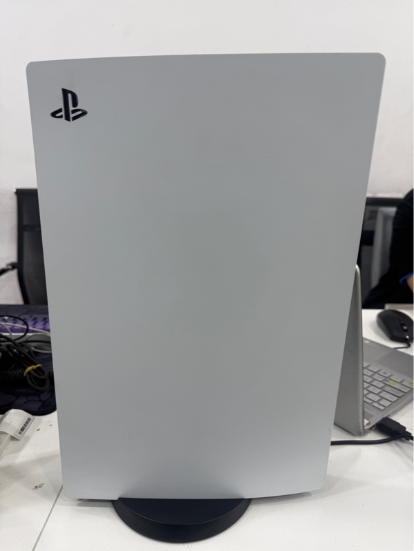 Máy chơi game PS5 fat Digital CFI-1000B - 825GB - Firmware 12.40 - Màu trắng - Ngoại hình 97% - Máy ố - Kèm 1 đế , 1 nguồn , 1 tay , 1 đế sạc , 1 HDMI