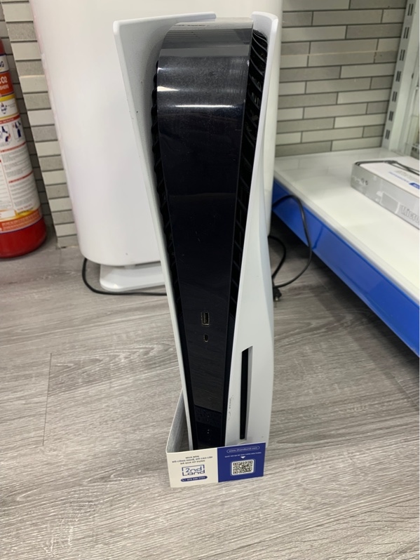 Máy chơi game PS5 Fat Standard - Fimwere 26.04, 825gb - Màu trắng - Ngoại hình: 97% - Kèm 1 tay cầm + nguồn
