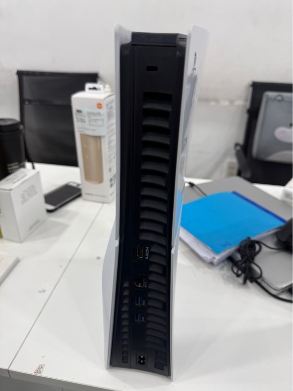 Máy chơi game PS5 slim ổ đĩa CFI-2018 A01 - 1TB - firmware 13.20 - Màu trắng - Ngoại hình 97% - Fullbox