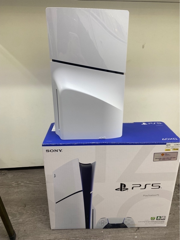 Máy chơi game PS5 Slim standard (có ổ đĩa) - 1Tb - CFI-2018 - Firmware 26.03 - Màu trắng - Ngoại hình 98% - Kèm dây nguồn, dây hdmi, tay cầm, box