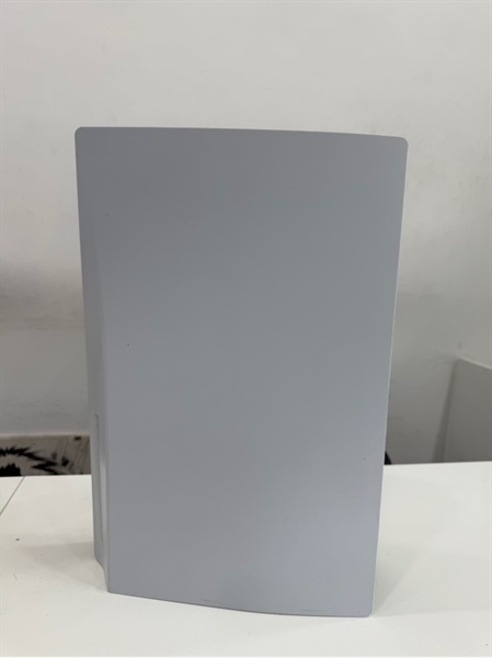 Máy chơi game PS5 Standard (CFI 1116A) - 1TB - Firmware 25.01 - Màu trắng - Ngoại hình 98% - Nứt nhẹ góc trái dưới - Kèm 1 tay cầm , đế sạc tay , hdmi , dây nguồn 2
