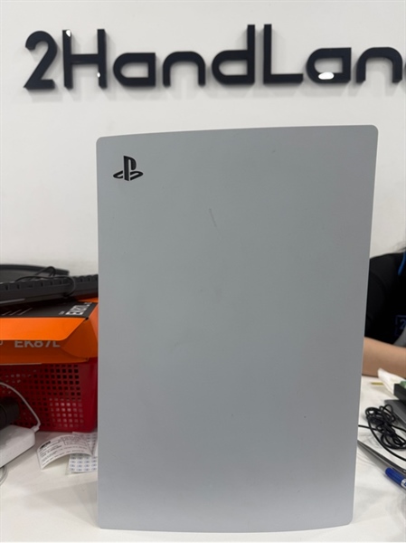 Máy chơi game PS5 Standard CFI1218A Ổ đĩa - 1TB - Firmware 25.02 - Màu trắng - Ngoại hình 97% - Kèm nguồn , hdmi , không tay cầm