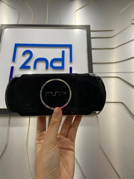 Máy chơi game PSP 3000 - Hack - Màu đen - Ngoại hình: 98% - Body - Kèm sạc 2