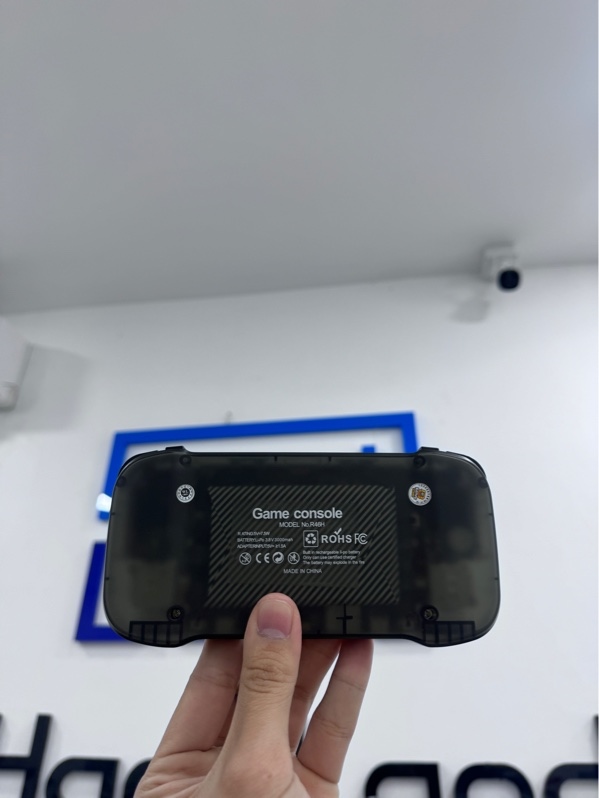 Máy chơi game Retro R46H - Màu đen - Ngoại hình 98% - Có sẵn game - Kèm thẻ 128GB