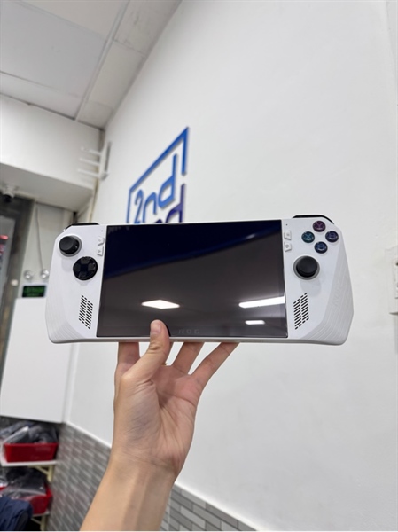 Máy chơi game ROG Ally RC71L - Ryzen Z1EXtreme - 16/512SSD - Màu trắng - Pin 85% - Ngoại hình 97%- Nứt nhẹ 1 vết - Body, kèm sạc + túi