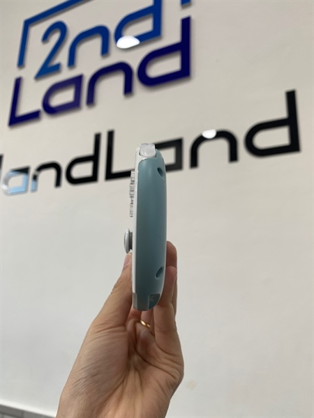 Máy chơi game Sony PS Vita PCH-2007 - Màu xanh trời - Ngoại hình: 97% - Body, kèm thẻ nhớ 8gb 1