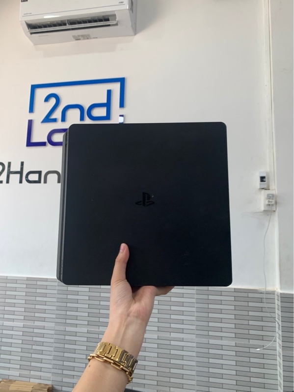 Máy chơi game Sony PS4 Slim CUH-2015A - Fimwere 13.52, 512GB - Màu đen - Ngoại hình: 97% - Kèm 2 tay cầm (1 tay linh kiện)
