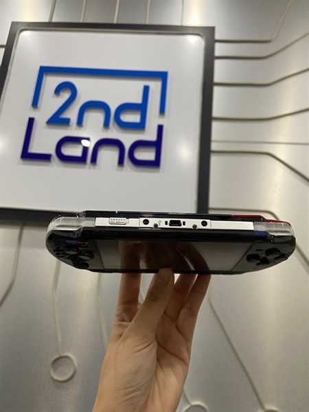 Máy chơi game Sony PSP3000 - Đã Hack thẻ 32GB - Màu đen - Ngoại hình: 97% - Body - Kèm sạc 2