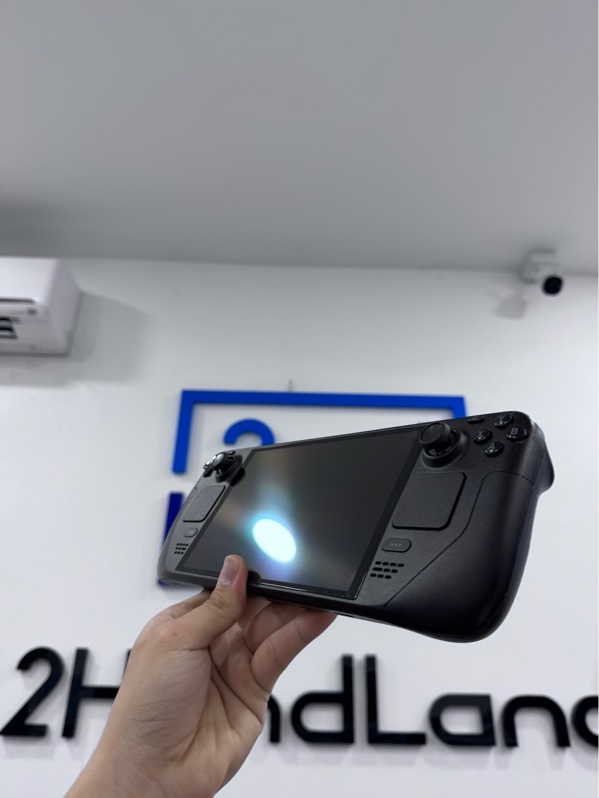 Máy chơi game Steam Deck Oled - 8x AMD Custom APU 0932 - 16/512Gb SSD - Màu đen - Pin 98% - Ngoại hình 98% - dán decal - Fullbox