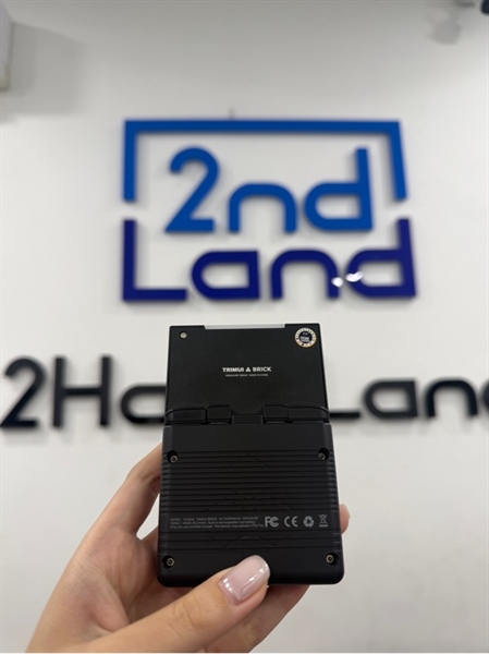 Máy chơi game TrimUI brick TG3040 - Màu đen - Ngoại hình 98% - Kèm Box , thẻ 128GB , dây linh kiện 2