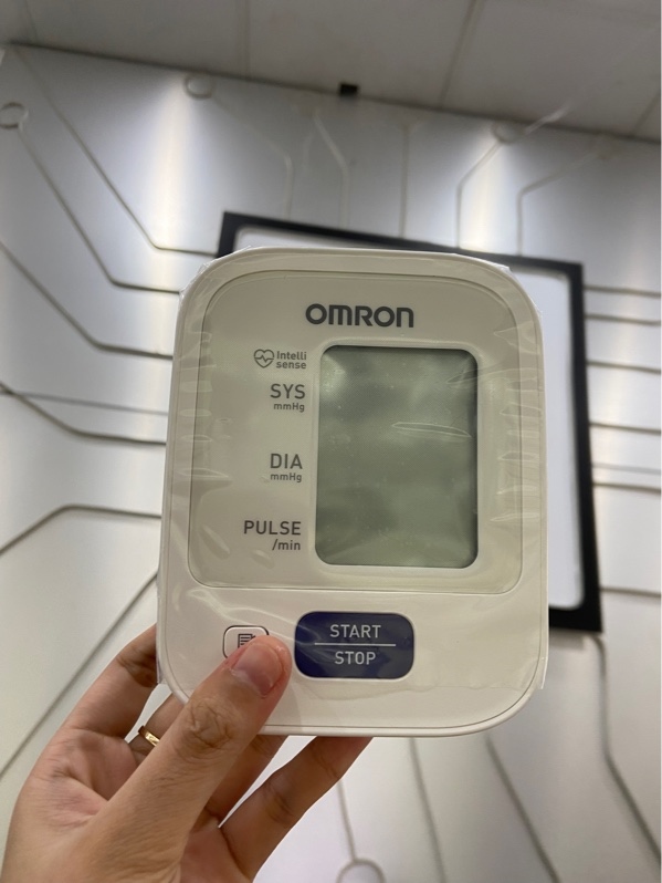 Máy đo huyết áp Omron 3 Series BP7150 - Màu trắng - Ngoại hình: 98% - FullBox