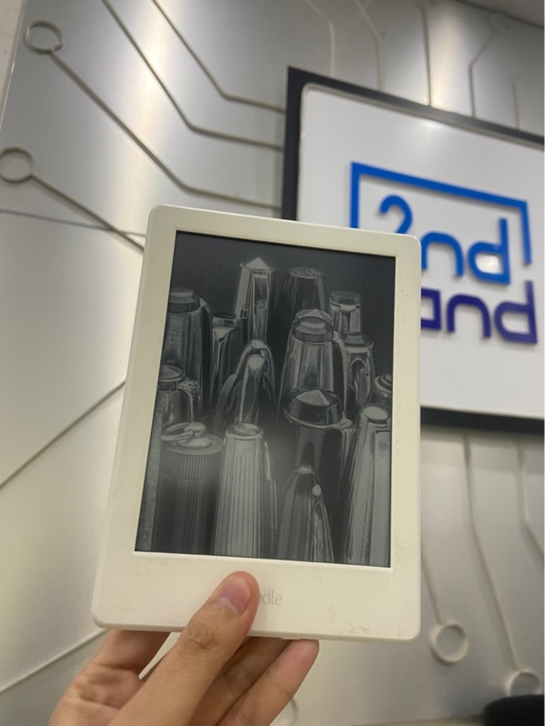 Máy đọc sách Amazon Kindle gen 8 - Firmware: 5.16.2.1.1 - 8GB - Màu trắng - Ngoại hình: 97% - Body