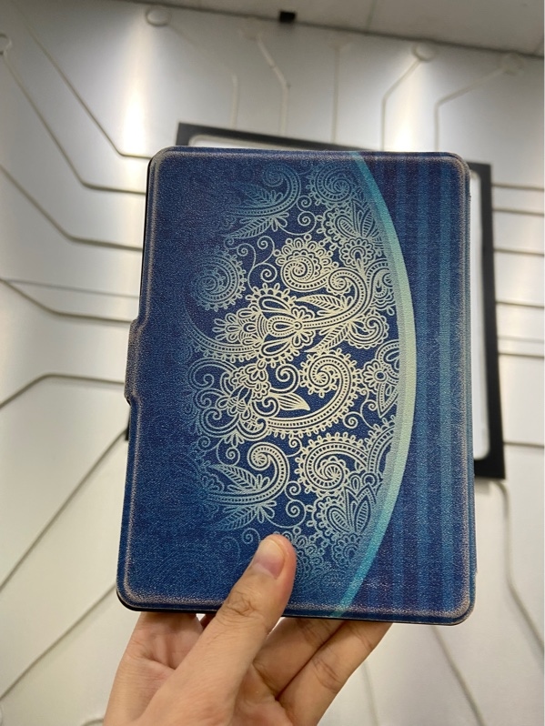 Máy đọc sách Amazon kindle Voyage gen 7 model NM - Firmware 5.13.16 - Màu đen - Ngoại hình: 97% - Body