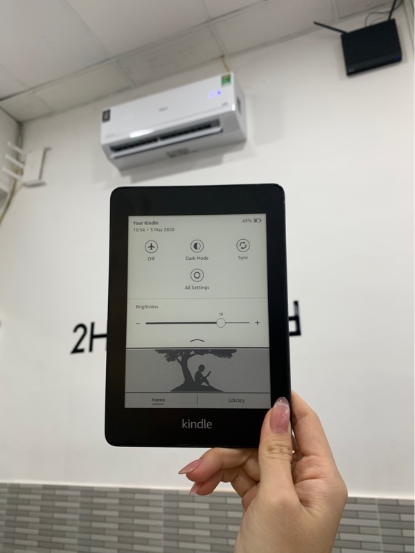 Máy đọc sách Kindle Gen 10 - 6GB - Màu đen - Ngoại hình: 98% - Mục 1 ron màn - Body