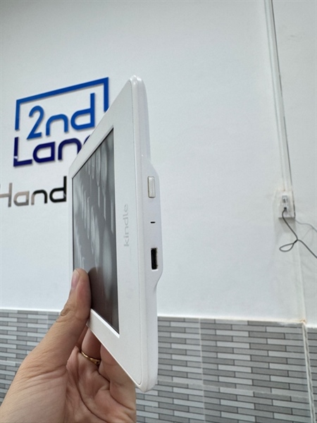 Máy đọc sách Kindle PaperWhite Gen 3 (7th) - 4GB - Màu trắng - Ngoại hình 97% - Body 1