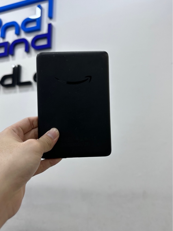Máy đọc sách New Kindle Gen 11 2024 - 16GB - Màu đen - Ngoại hình 97% - Trầy lưng - Body