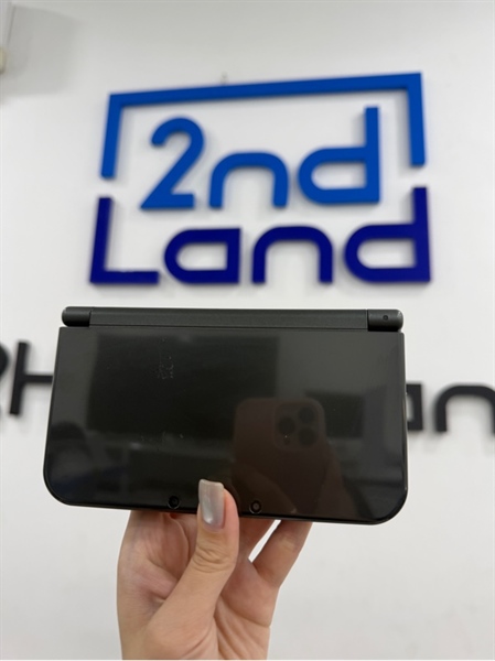 Máy game Nintendo 3DS XL - Màu xám - Ngoại hình 97% - Màn cảm ứng , tối góc , màn trên ám vàng - Kèm sạc linh kiện , 1 thẻ pokemon