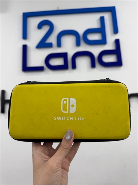 Máy game Nintendo Switch Lite - Chưa hack - Màu xanh - Ngoại hình 97% - Ố nút bấm , ám vàng nhẹ nửa bên phải - Kèm 1 sạc , 1 túi