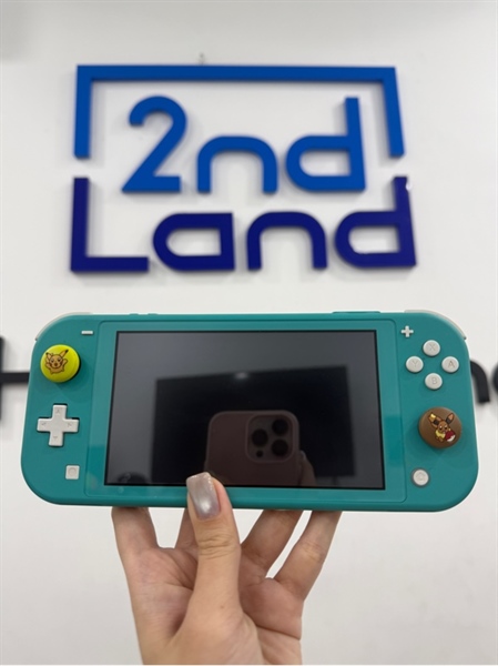 Máy game Nintendo Switch Lite - Chưa hack - Màu xanh - Ngoại hình 97% - Ố nút bấm , ám vàng nhẹ nửa bên phải - Kèm 1 sạc , 1 túi 1
