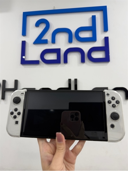 Máy game Nintendo Switch Oled - Đã hack - Màu trắng - Ngoại hình 98% - lưng xước - FullBox , thẻ 512GB 1