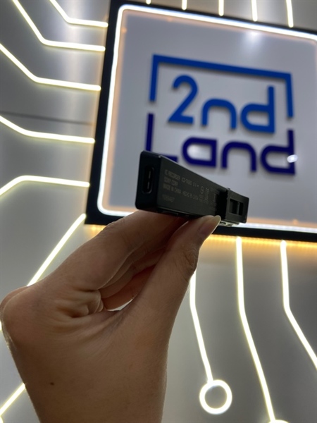 Máy ghi âm Sony ICD-TX660 - Màu đen - Ngoại hình: 98% - Tróc sơn miếng kẹp - Kèm túi + cáp sạc 2