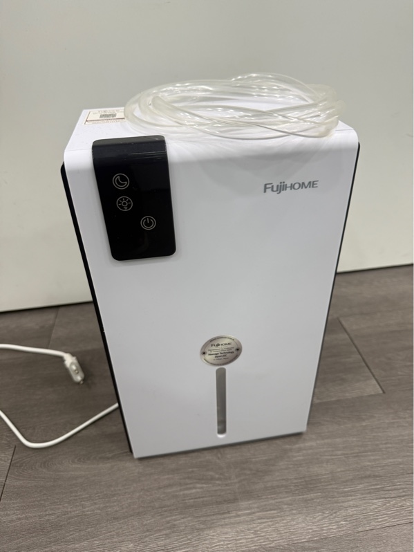 Máy hút ẩm mini Fujihome DHP23-mini - Màu trắng - Ngoại hình 98% - ố nhẹ - Kèm 1 remote , 1 dây dẫn nước