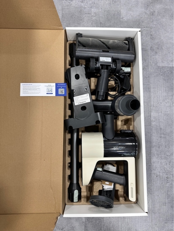 Máy hút bụi cầm tay Roborock H5 - Màu đen - Ngoại hình 97% - Kèm box + Thân máy + Ống nối + Đầu hút sàn đa bề mặt + Đầu hút mini có động cơ + đầu hút khe kiêm chổi 2 trong 1 + đế sạc treo tường + dây sạc