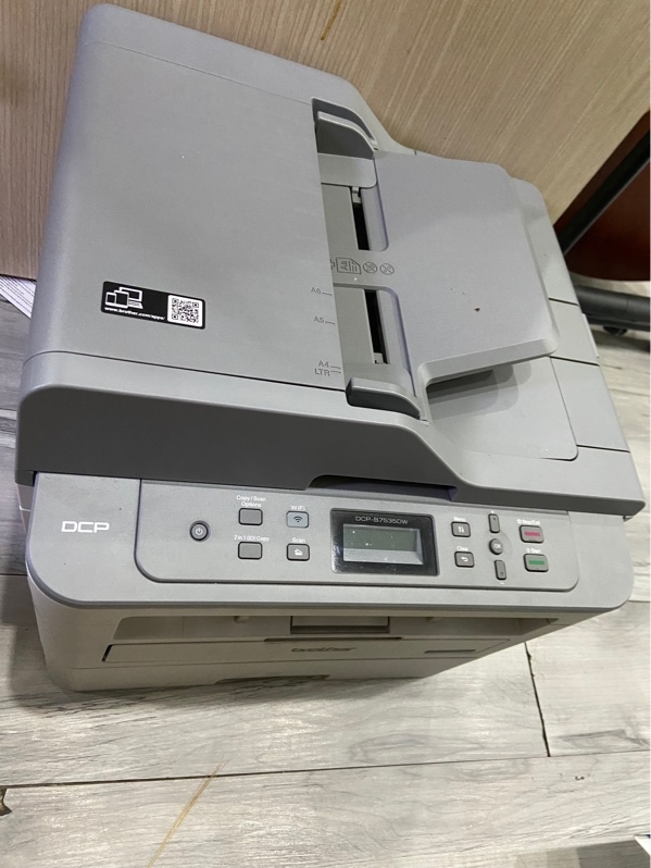 Máy in Lazer Trắng Đen Đa Năng Brother DCP-B7535DW - Màu trắng - Ngoại hình: 97.5% - Kèm nguồn + dây kết nối
