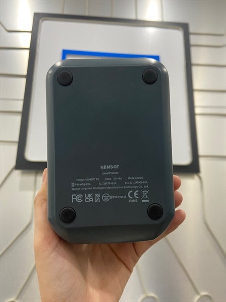 Máy in nhãn Bluetooth di động Niimbot B1 - Màu xanh - Ngoại hình: 98% - Kèm Box 2