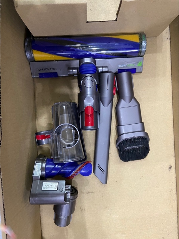 Máy Lau Nhà Hút Bụi Dyson V12s Detect Slim - Màu xám - Ngoại hình: 97% - Bụi dơ nhiều , trầy thân - Kèm Box + đủ phụ kiện