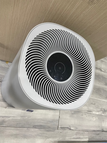Máy lọc không khí Eletrolux Fa41-402gy - Màu trắng - Ngoại hình: 97% - Kèm nguồn 1