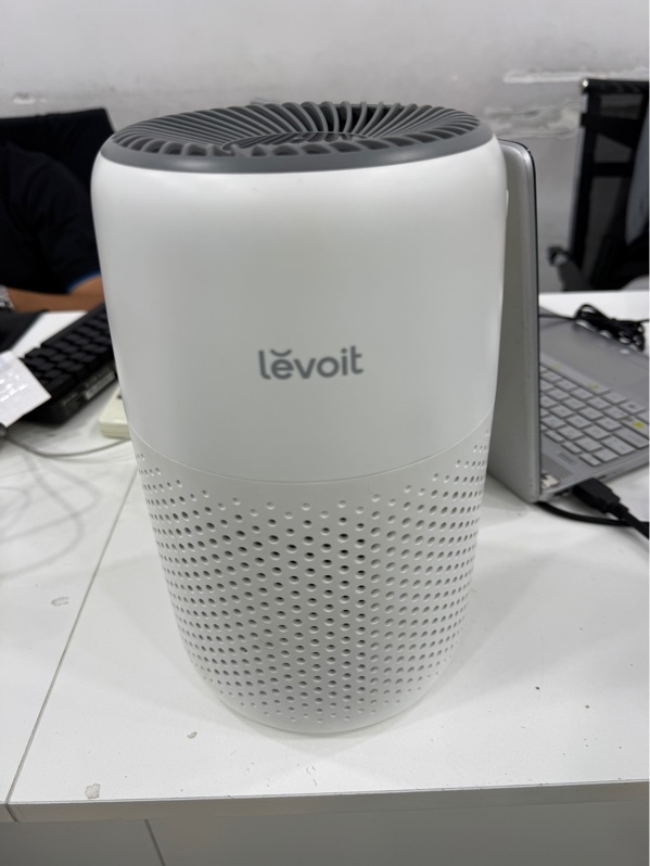 Máy lọc không khí Levoit Core Mini true Hepa air purifier - model LAP-C161-WAS - Màu trắng - Ngoại hình 97% - ố vàng - Kèm nguồn