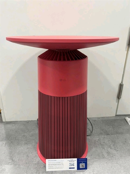 Máy lọc không khí LG Puricare Aero Furniture AS20GPWU0 - Màu đỏ - Ngoại hình 97% - Mặt bàn cháy tàn thuốc lá nhẹ - Body