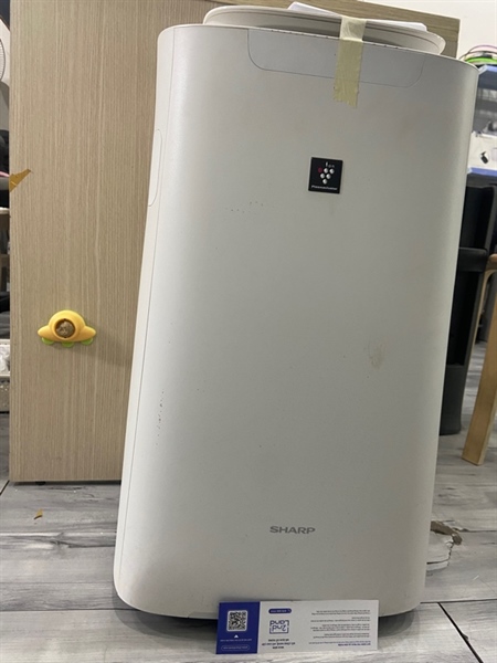 Máy lọc không khí Sharp KI-KS70-W - Màu trắng - Ngoại hình: 97.5% - Body