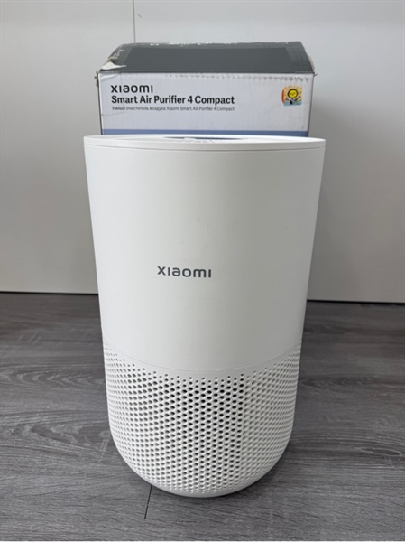 Máy lọc không khí Xiaomi Smart Air Purifier 4 Compact - Lọc 72% - Ngoại hình: 98% - Trắng - Fullbox