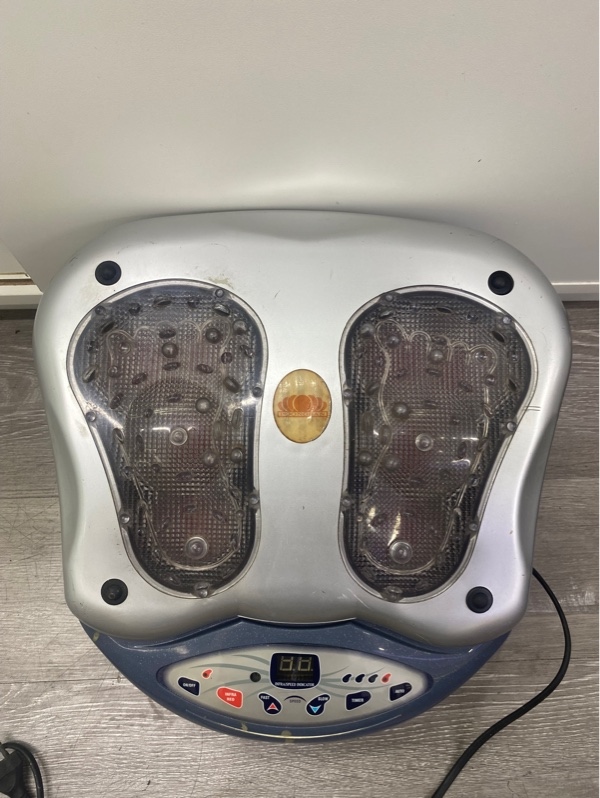 Máy massage chân hồng ngoại Poongsan - model PS-Q001 - Màu bạc xanh - Ngoại hình 96% - Mất remote - Body