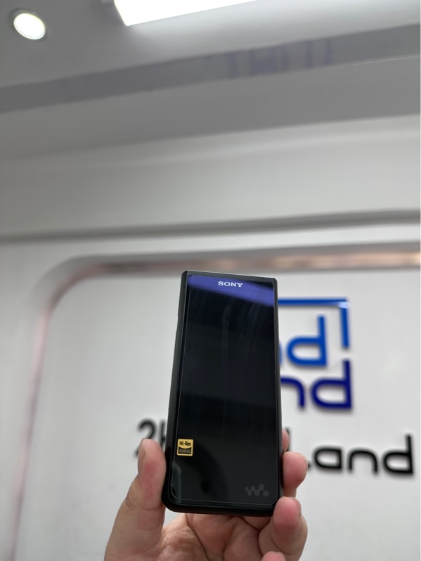 Máy nghe nhạc kỹ thuật số Sony Walkman NW-ZX500 Series - Nội địa trung - Màu đen - Ngoại hình 97.5% - Body