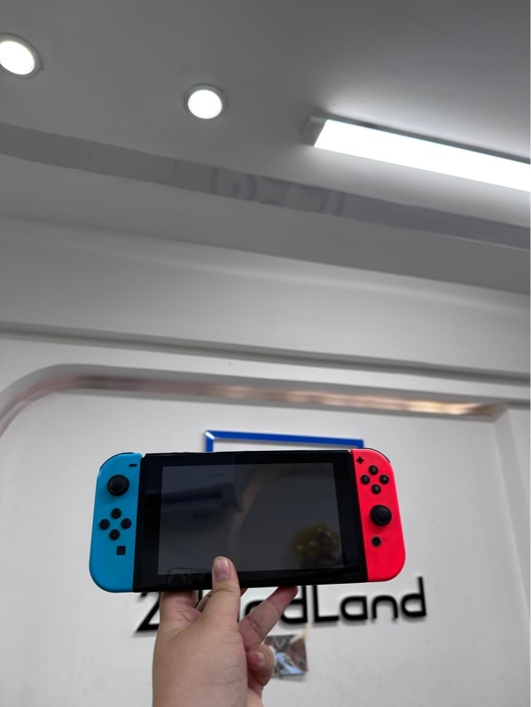 Máy Nintendo Switch V2 - Chưa hack - Màu Neon - Ngoại hình 97.5% - Thiếu box - Đủ phụ kiện