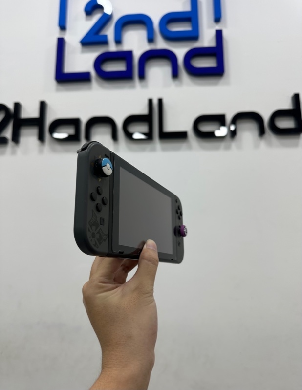 Máy Nintendo Switch V2 - Đã hack - Màu đen - Ngoại hình 98% - Fullbox + 1 thẻ 256GB