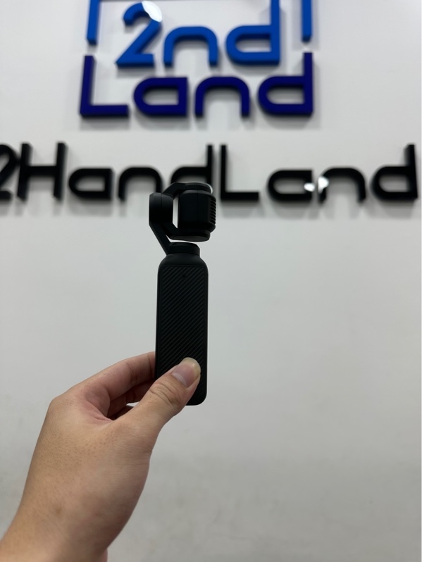 Máy quay DJI Osmo Pocket 3 Creator Combo - Màu đen - Ngoại hình 98% - Không box kèm túi đủ phủ kiện ( thiếu dây đeo)