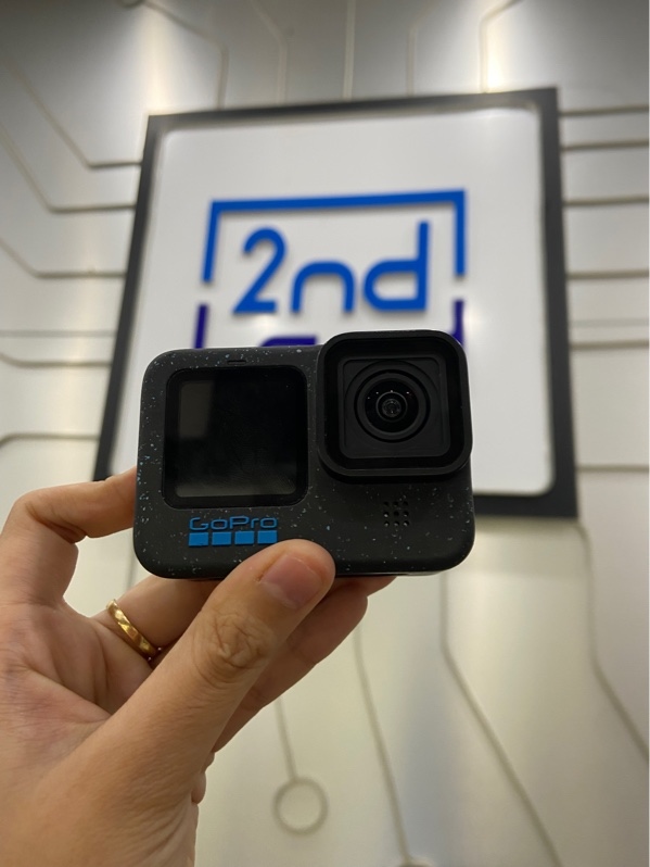 Máy Quay GoPro Hero 12 Black - Màu đen - Ngoại hình: 97% - Màn xước, nút nguồn hơi lún - Kèm 1 pin phồng