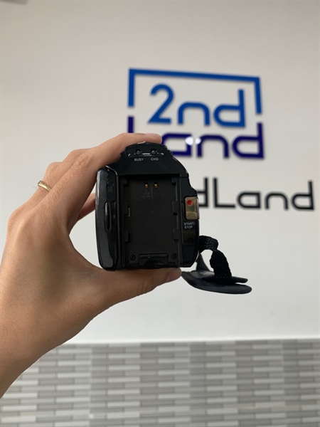 Máy quay phim Andoer HDV-534KM - Màu đen - Ngoại hình: 98% - Viền ám vàng - Body, kèm pin + sạc 3