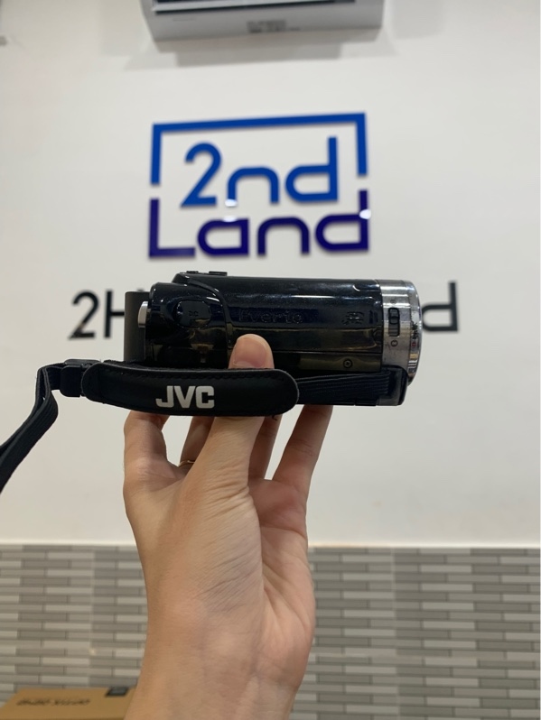 Máy quay phim JVC GZ-E200BU - FHD - Màu đen - Ngoại hình: 97% - Màn ám vàng - Kèm sạc
