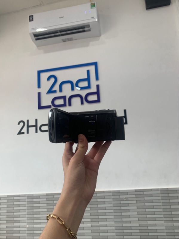 Máy quay phim Sony HDR-PJ10E - Màu đen - Ngoại hình: 97% - Lỏng cáp màn - Kèm sạc